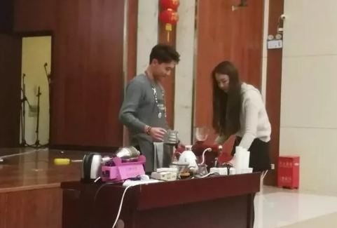 QQ图片20190131092139.png